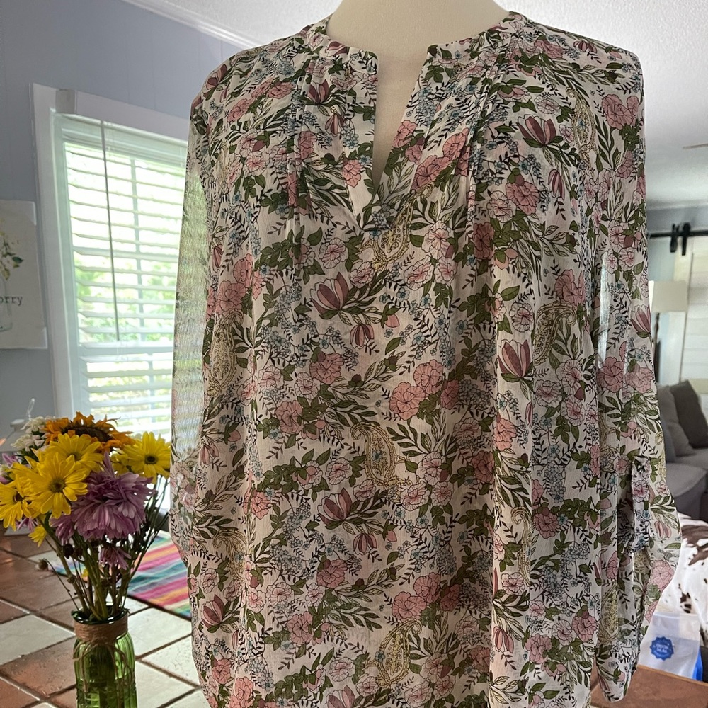 🌸Bohemian Floral Top🌸